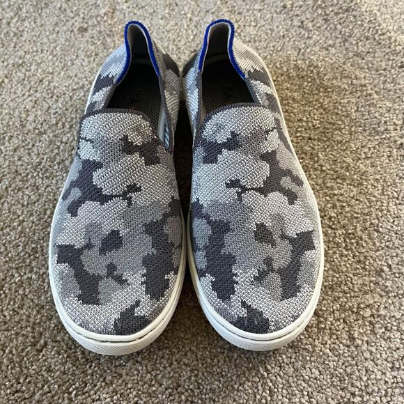 Girls Rothy’s Gray Camo Slip On Shoes size 4 - Picture 2 of 10
